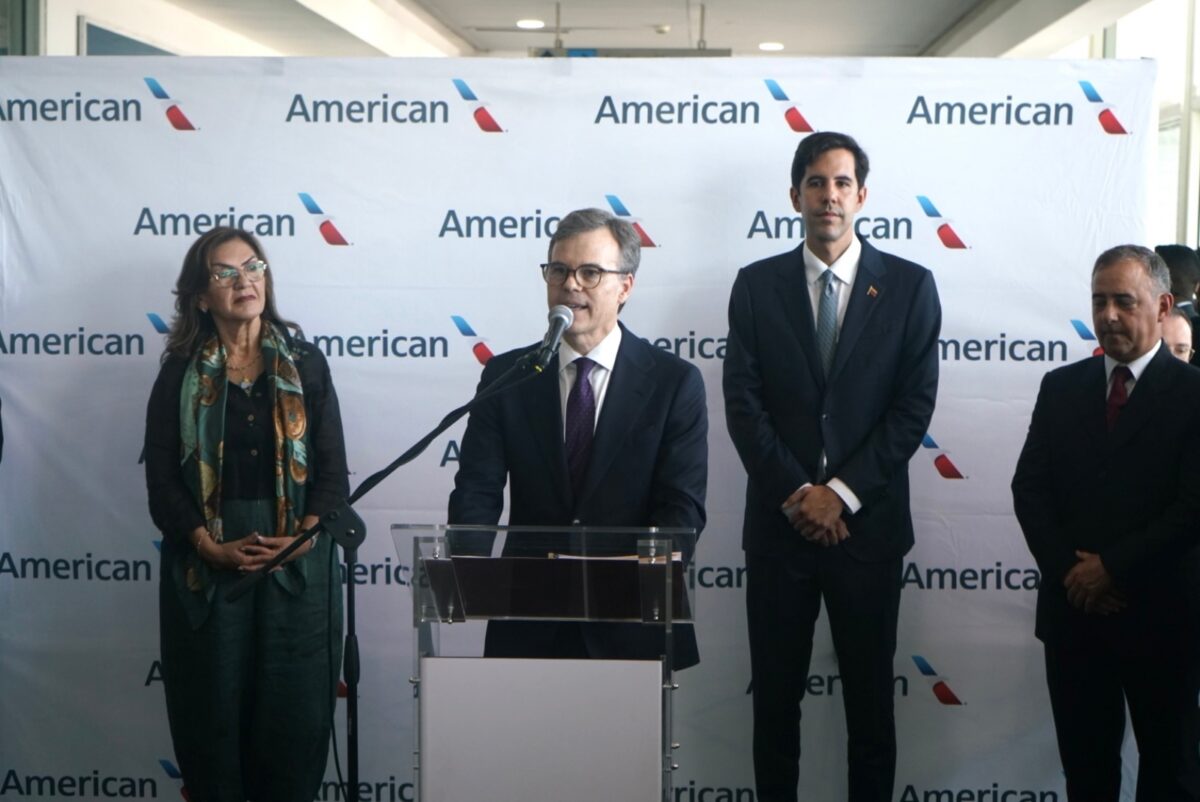 Venezuela y EE UU reanudaron sus vuelos directos: avión proveniente de Miami aterrizó en Maiquetía