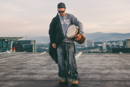 Orestes Gómez sobre No me fui porque quise: “Este disco es lo que yo tengo que decir sobre mi país y mi música”