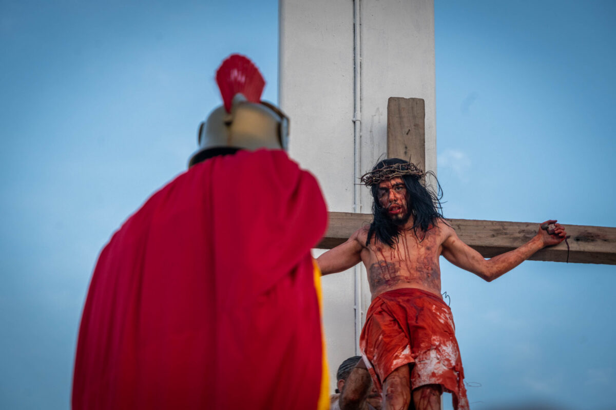 Viacrucis en Petare: una pasión que llega a las puertas del cielo