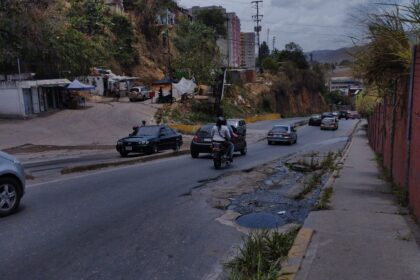 Cerraron tramo de la carretera La Yaguara-El Junquito por rehabilitación: horarios y vías alternas