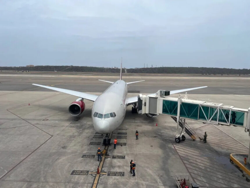 Llegaron 328 migrantes a Venezuela en vuelo de repatriación desde EE UU