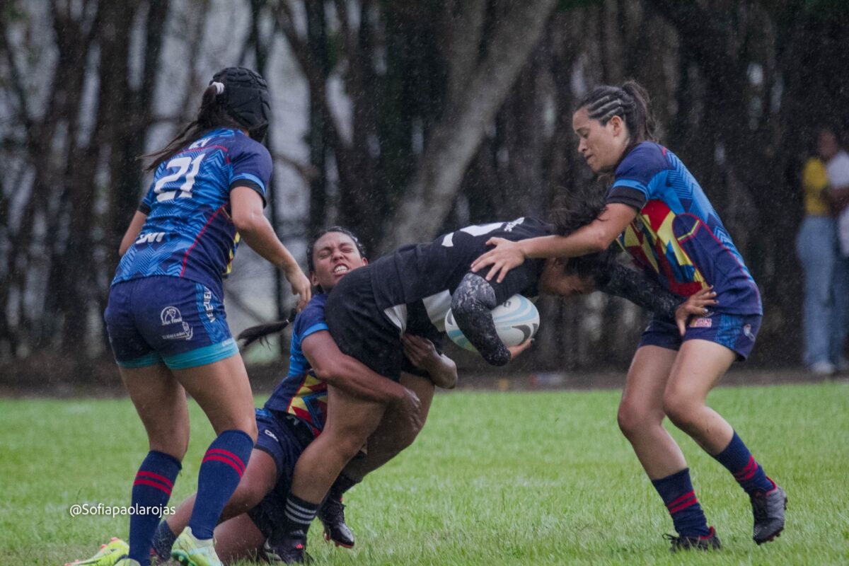 El rugby y el running se dieron cita en el festival deportivo más épico: el Santa Teresa Sevens