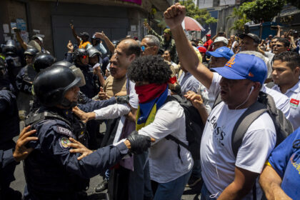 Al menos cinco personas fueron detenidas durante la marcha de trabajadores a Miraflores