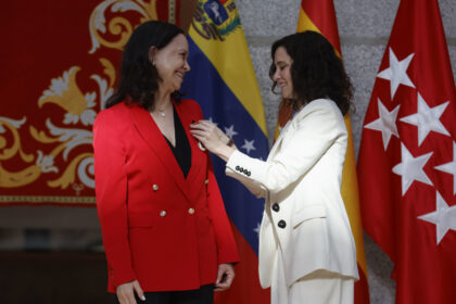 María Corina Machado recibió la Medalla de Oro de la Comunidad de Madrid