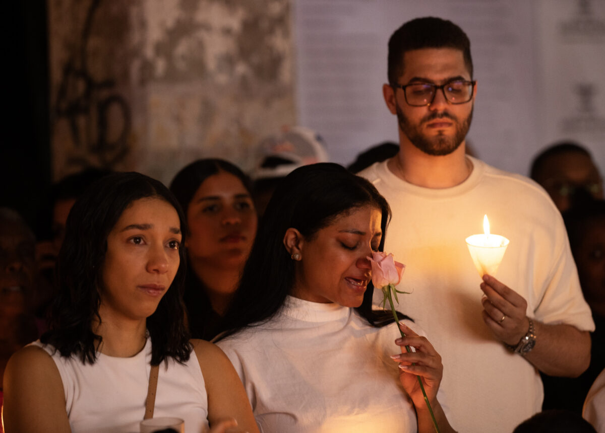 En imágenes: una vigilia recordó a las víctimas del Jet Set a un año de la tragedia en República Dominicana