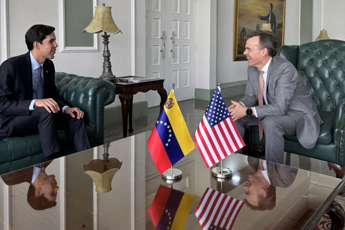 Llegó al país el nuevo encargado de Negocios de EE UU para Venezuela, John Barrett