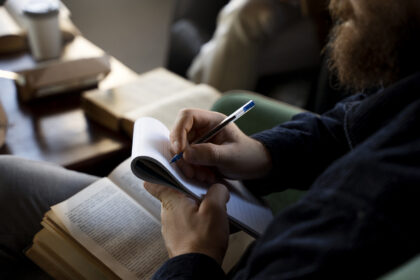 El filósofo y la mosca: ¿duda metódica o pulsión poética?