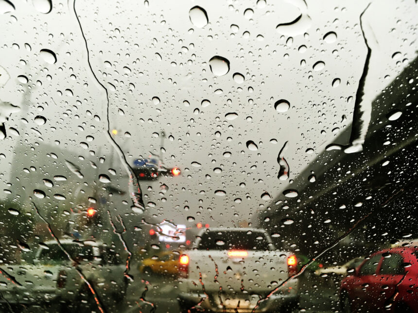 Alerta en Maracaibo: lluvias provocaron inundaciones
