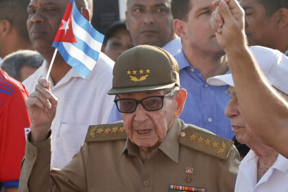 EE UU imputó a Raúl Castro por asesinato y conspiración por derribo de avionetas en 1996