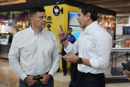Lester Toledo regresó a Venezuela tras 10 años de exilio