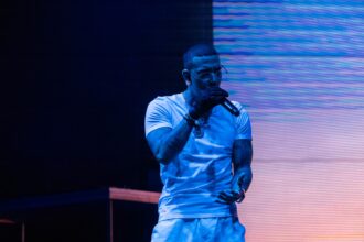 Micro TDH revive la nostalgia por sus canciones icónicas en su concierto en Caracas 