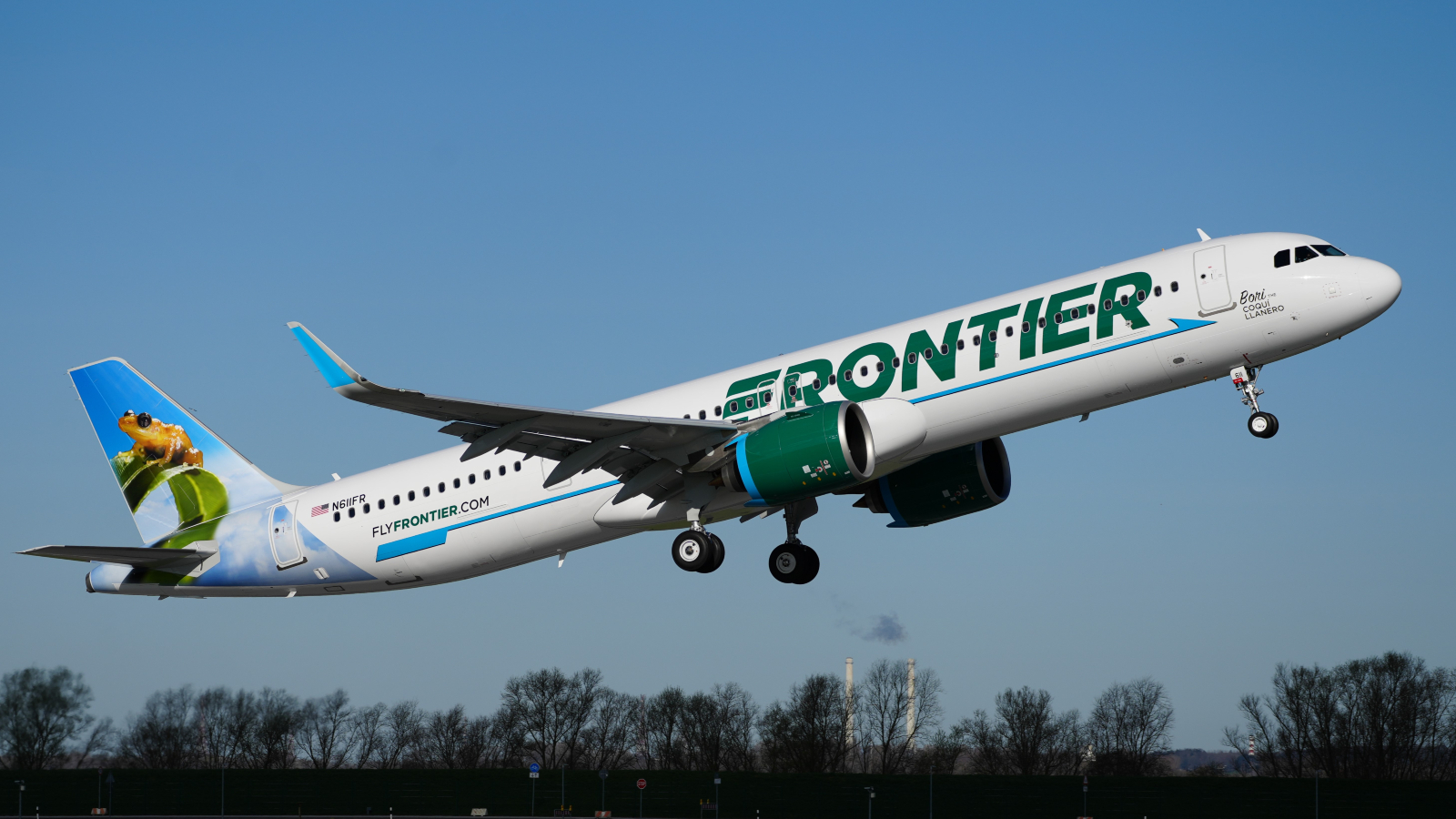 Plane Hit and Killed Person Who Entered Airfield in US