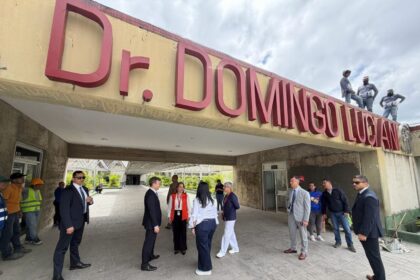 Embajada de EE UU informó que constató la distribución de insumos médicos enviados al país en hospitales de Caracas