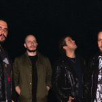 Viniloversus estrenó “La frontera”, el sencillo que define su séptima producción