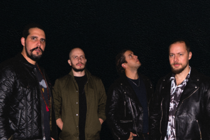 Viniloversus estrenó “La frontera”, el sencillo que define su séptima producción
