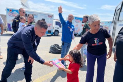 Regresaron a Venezuela 134 migrantes deportados en el primer vuelo humanitario desde Panamá