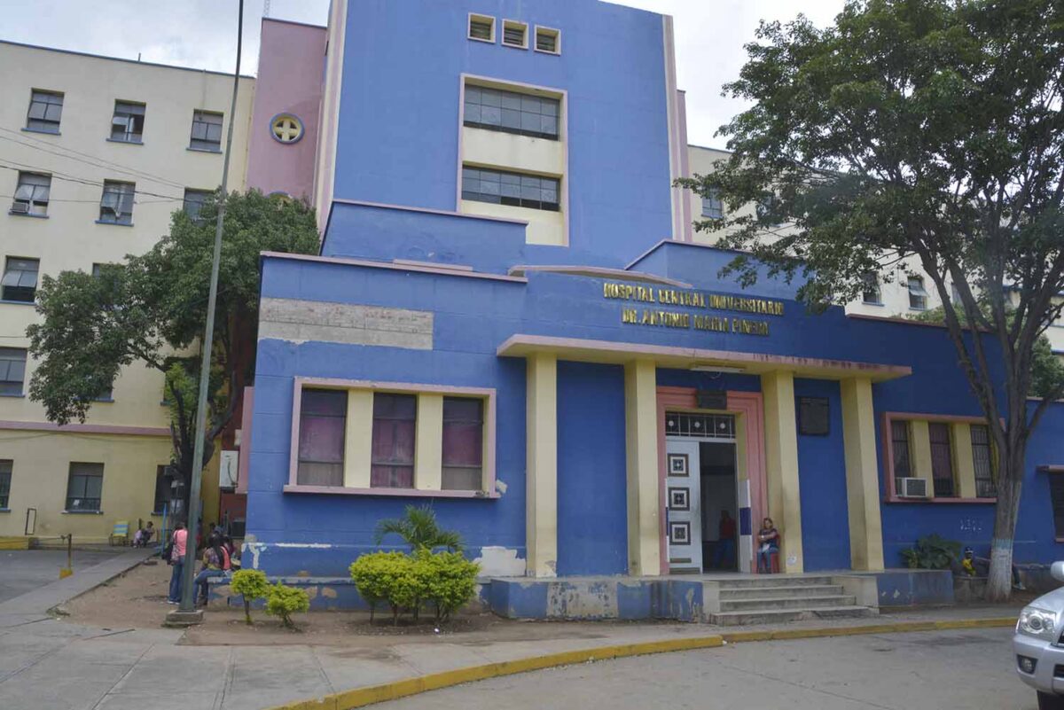 Familiares de fallecidos en la morgue de un hospital en Barquisimeto denunciaron que roedores comen la piel de los cadáveres