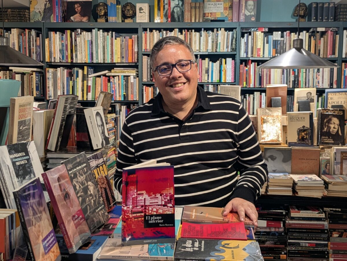 Mario Morenza hace una oda a los mendigos ilustres de una ciudad en llamas