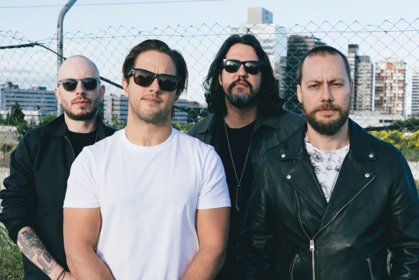 Viniloversus publicó La Frontera, un disco que marca una nueva etapa para la banda