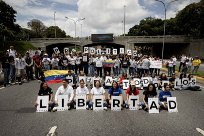 Estudiantes y activistas exigieron justicia por la muerte de Víctor Quero