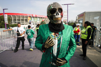 En imágenes: los aficionados mexicanos se preparan para el inicio del Mundial