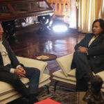 Dinorah Figuera se reunió con Jorge Rodríguez tras su regreso a Venezuela