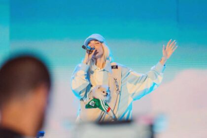 Elena Rose impuso su talento en el concierto de antesala del Mundial 2026
