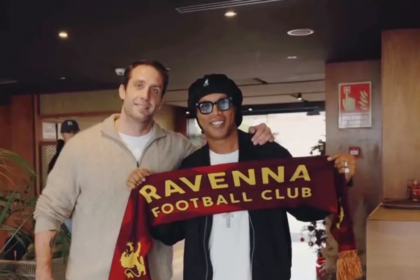 Ronaldinho volverá a las canchas a los 46 años para un partido de exhibición con el Ravenna