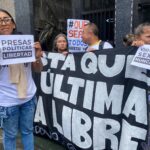 Familiares de presas políticas protestaron frente al Ministerio de la Mujer en Caracas