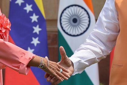 La India dice que no hubo acuerdos formales con Delcy Rodríguez, pero abre la puerta a empresas