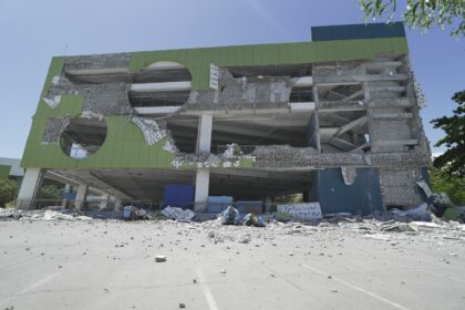 Terremoto de magnitud 7,8 dejó 19 muertos, 12 desaparecidos y más de 100 heridos en Filipinas