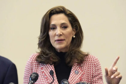 Congresista de EE UU prevé que Venezuela podría celebrar elecciones entre 2027 y 2028