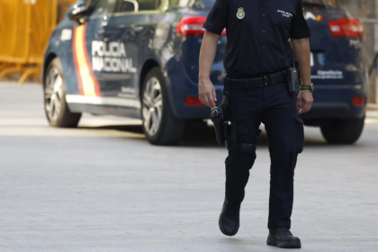 Autoridades desarticularon una red que explotaba a venezolanas en España y se hacía pasar por el Tren de Aragua