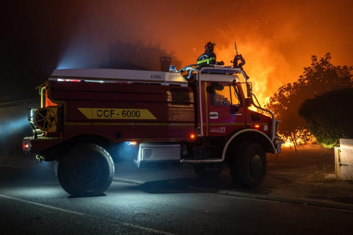 En imágenes: incendios en España y Francia han dejado más de 250 mil evacuados y miles de hectáreas quemadas