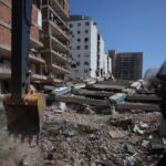 Equipos de rescate aceleran las últimas labores para hallar sobrevivientes tras los terremotos en Venezuela