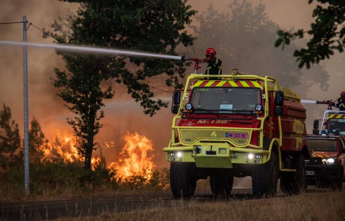En imágenes: incendios en España y Francia han dejado más de 250 mil evacuados y miles de hectáreas quemadas