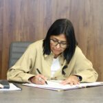 Delcy Rodríguez firmó el Reglamento de la Ley de Hidrocarburos