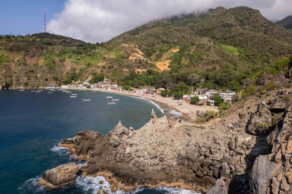 Reactivaron las actividades turísticas hacia Chichiriviche tras los terremotos