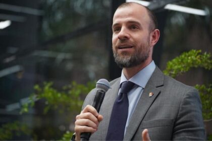 ¿Quién es Román Maniglia, el nuevo superintendente del Seniat tras la salida de José David Cabello?