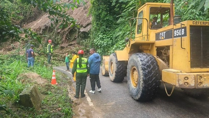 Restringen el paso en la carretera Mérida–Barinas por deslizamientos causados por las lluvias