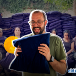 Taller Neo encontró una forma de ayudar tras los terremotos: fabricar cojines con ropa reciclada