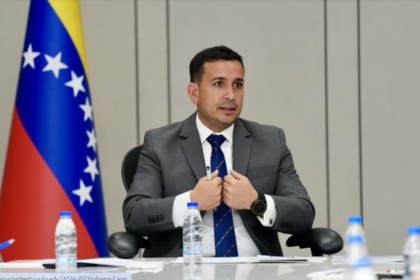 Delcy Rodríguez nombró a Johann Álvarez Márquez como nuevo encargado de Negocios en EE UU