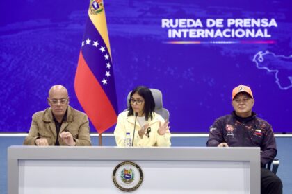 Gobierno venezolano anunció conversaciones con EE UU y el FMI para financiar la reconstrucción de infraestructura
