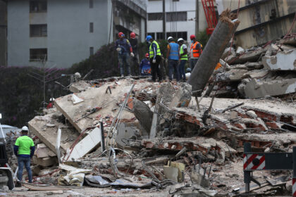 Gobierno aseguró que se mantiene la búsqueda de sobrevivientes una semana después de los terremotos