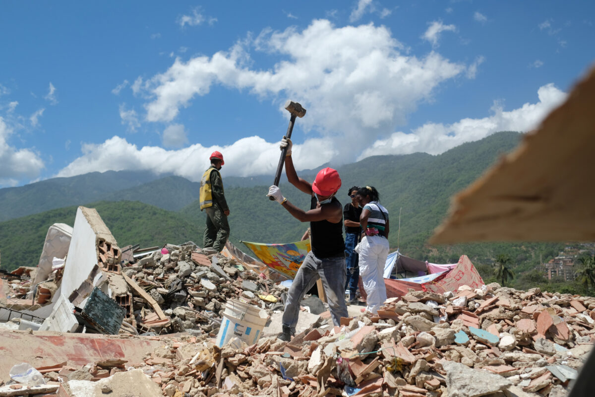 Venezuela enfrenta el desafío de la gestión de la tragedia y la reconstrucción tras terremotos