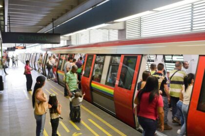 Metro de Los Teques reanudó sus operaciones tras culminar inspecciones