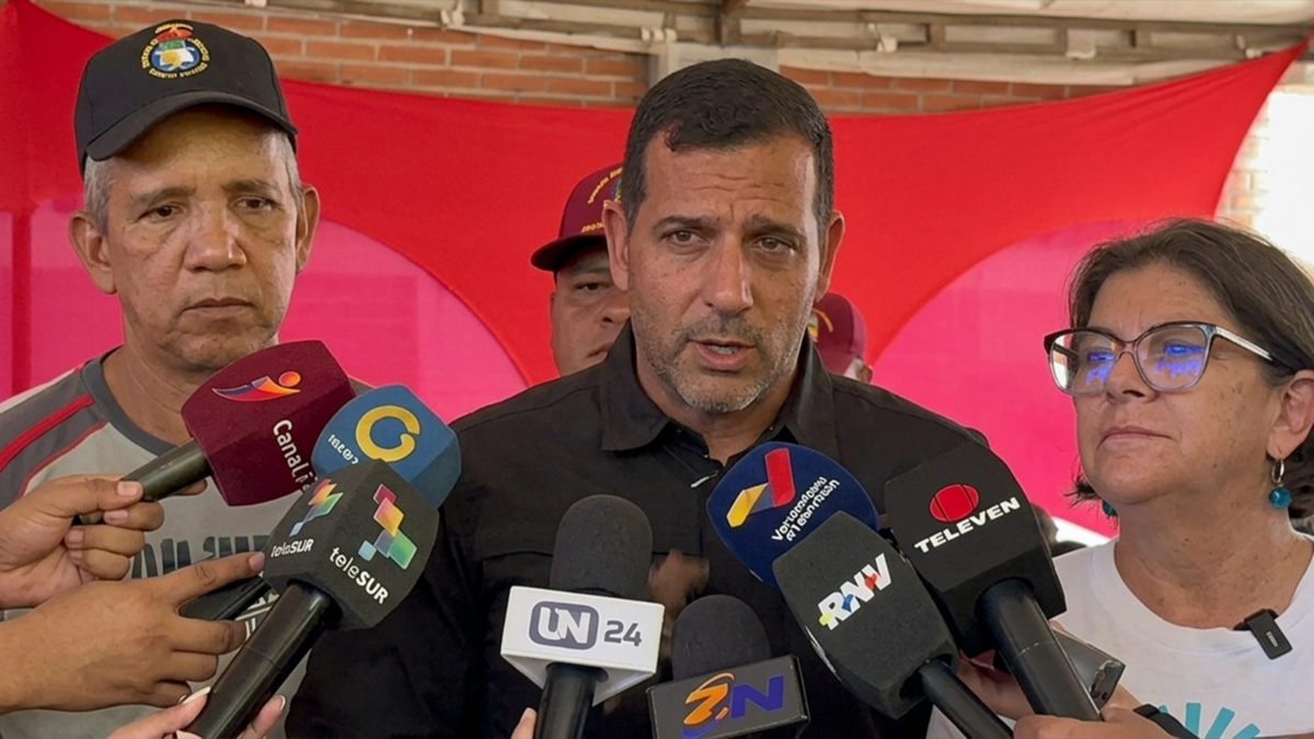 Desplegaron 15 puntos de registro único en La Guaira para familias damnificadas