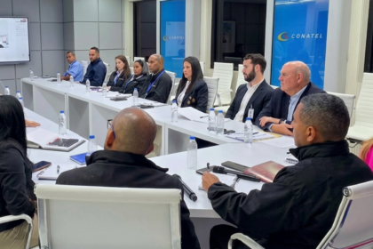Conatel se reunió con SpaceX para formalizar su servicio en Venezuela