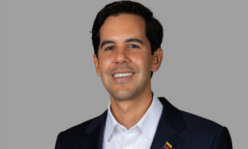 Anunciaron el cargo de viceministro primero en el Ministerio de Relaciones Exteriores y designaron a Oliver Blanco al frente del despacho