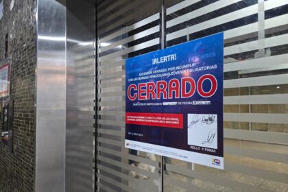 Denunciaron la retención de la periodista Yandris Saldivia por trabajadores de Corpocapital